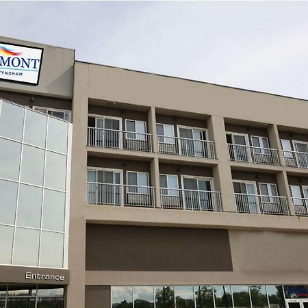 Baymont By Wyndham Fort Mcmurray Ngoại thất bức ảnh